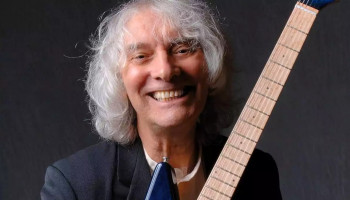 MoMM@Home: Albert Lee - Rockin' the Electric Guitar Artist Photo