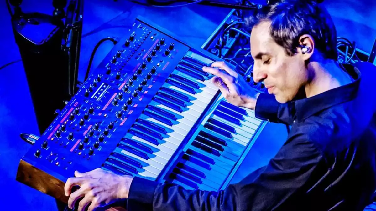  March 26 @ 11:00 AM (PDT) 
 MoMM@Home: Tom Brislin - Prog Rock Keys 